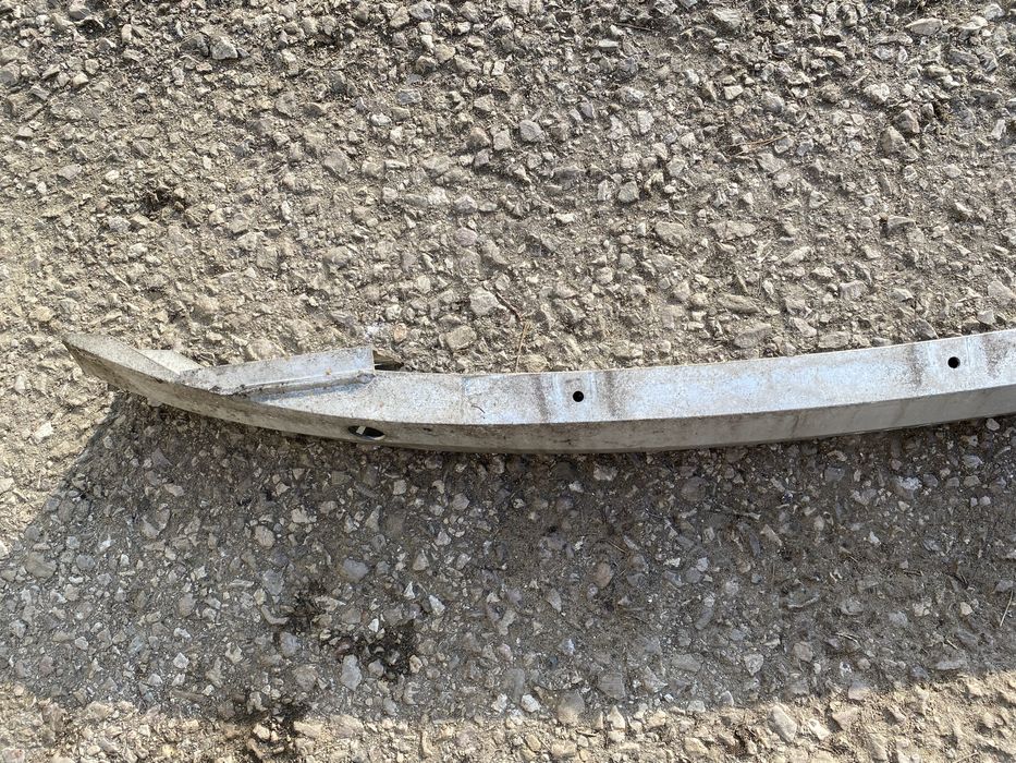 Land Rover Freelander 1 belka pod zderzak przod przedni