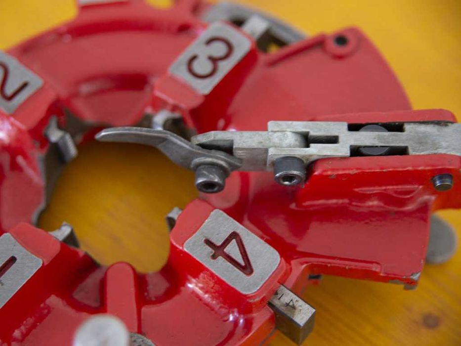 Freza de roscas 1/2 - 2` Rigid como nova