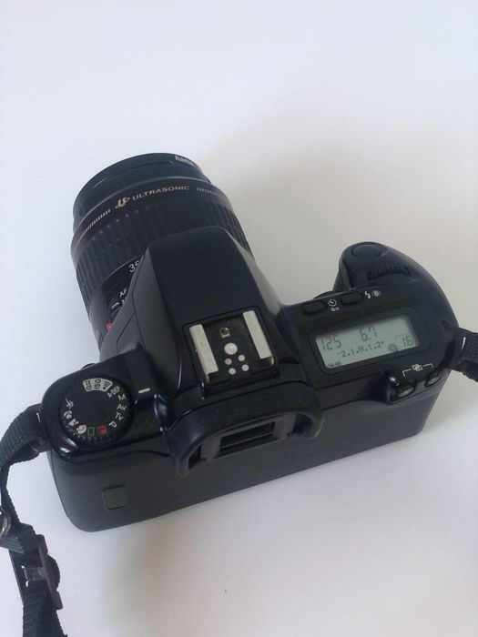 Canon EOS 500 analógica