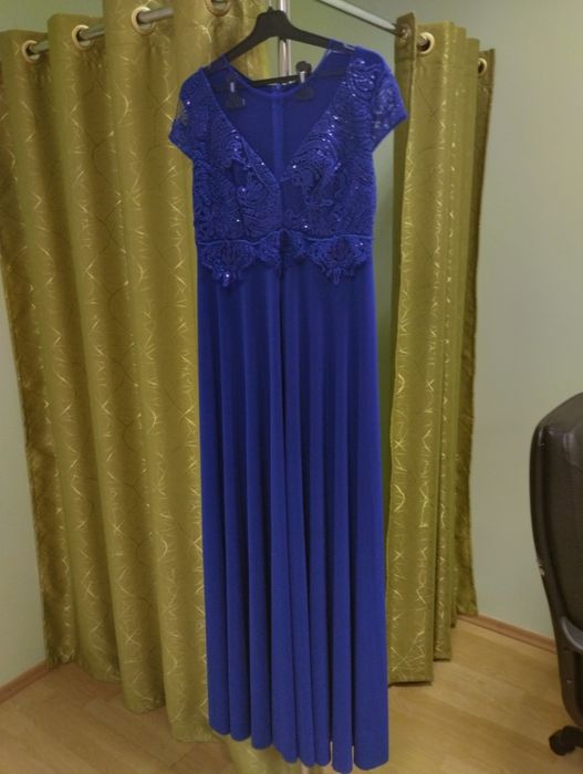 Плаття на випускний, весілля