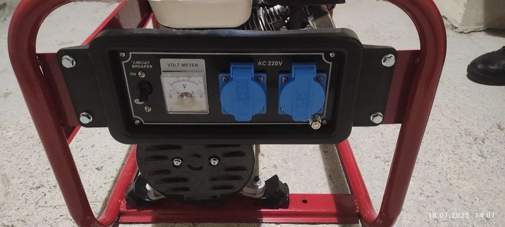 Генератор бензиновый 2.8Кв