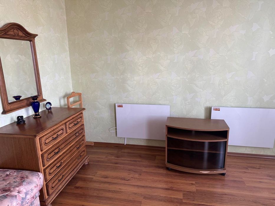 Большая квартира у сквера Бабаева.
