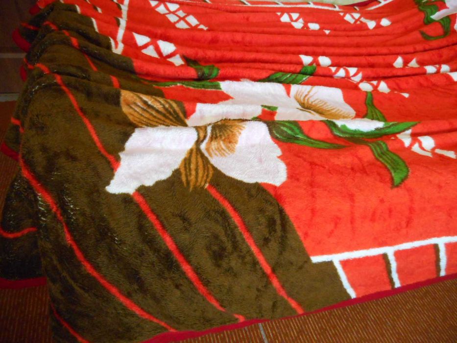 Теплый плед.одеяло,покрывала.