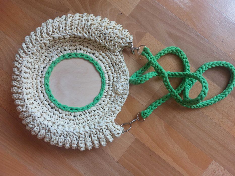 Torebka na ramie pleciona