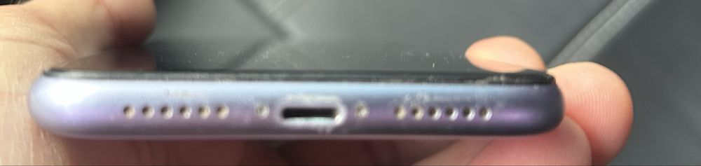 iPhone 11 64 GB Purple