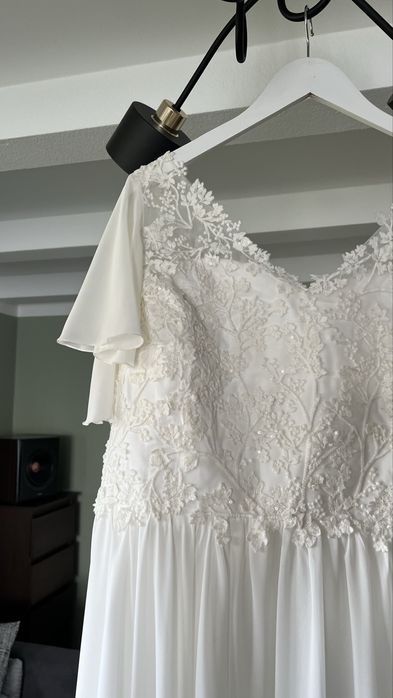 Suknia ślubna plus size