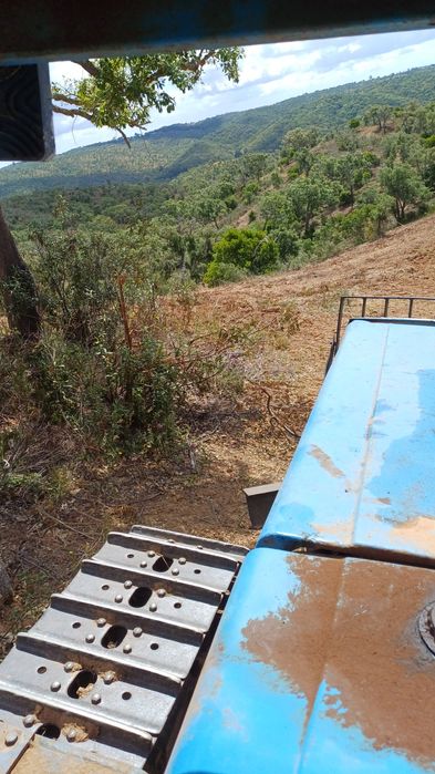 Limpeza de terrenos com corta-mato