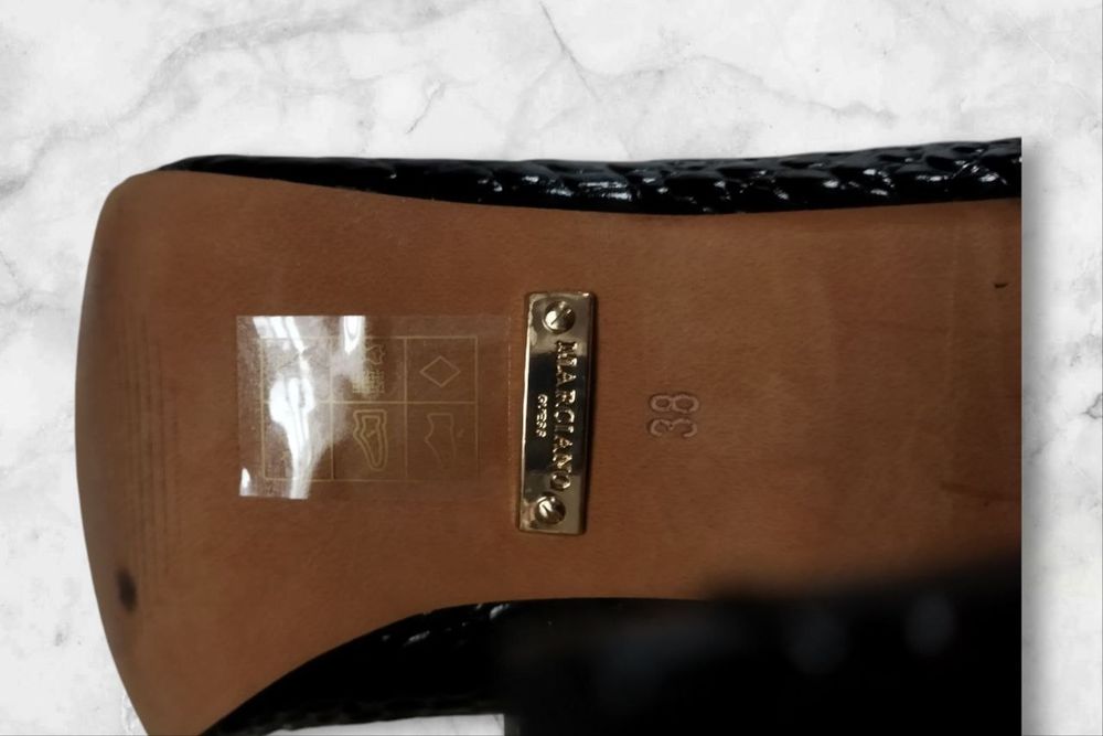 38 р  Guess кожа полусапожки