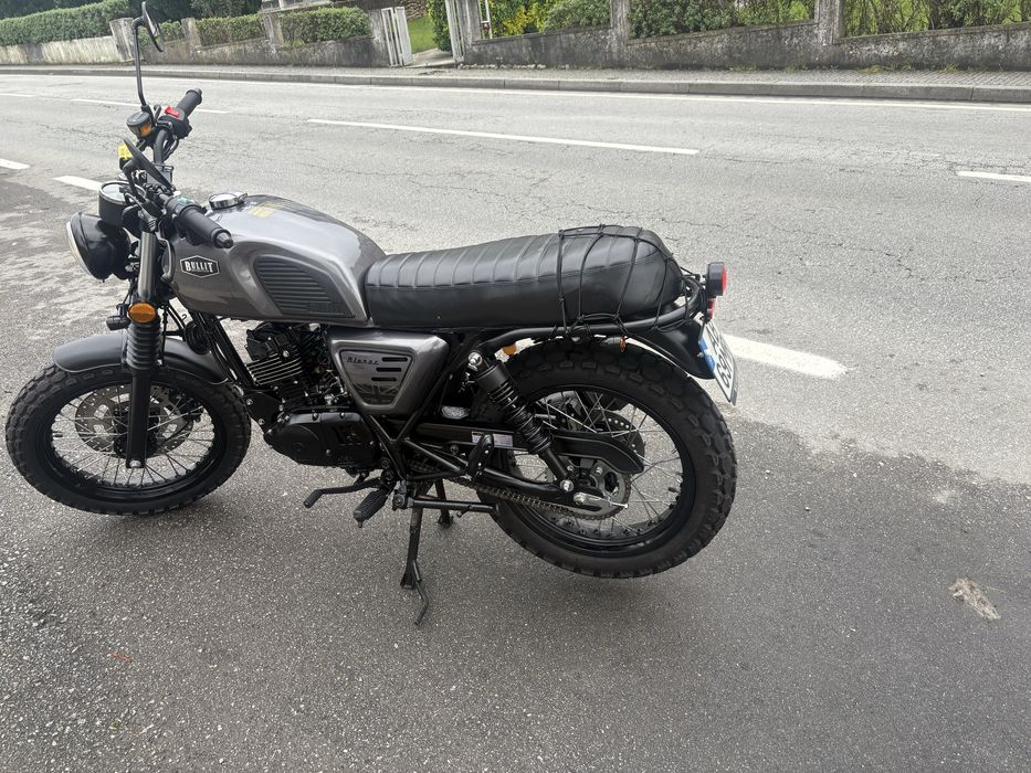 Bullit Bluroc 125 ( 980 km )