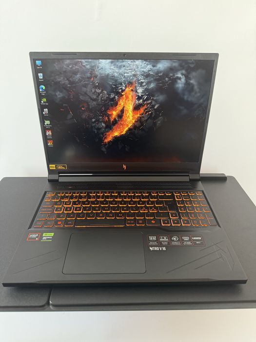 Ноутбук Acer nitro V16