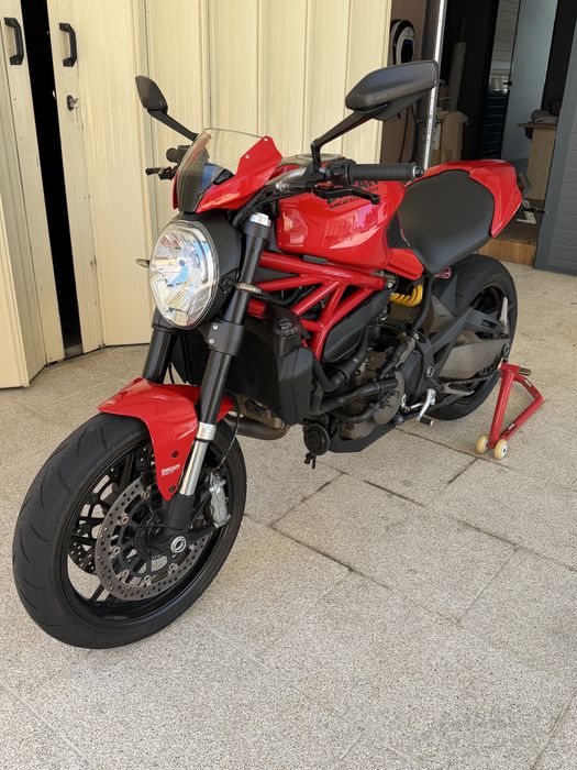 Ducati Monster 821