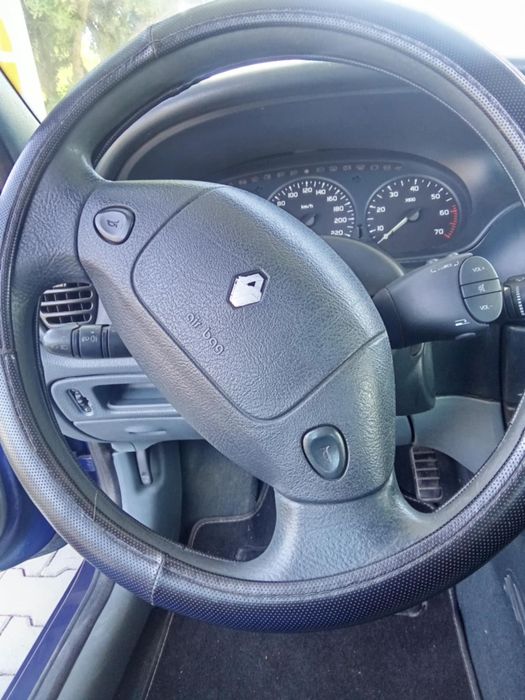 Renault Megane 97