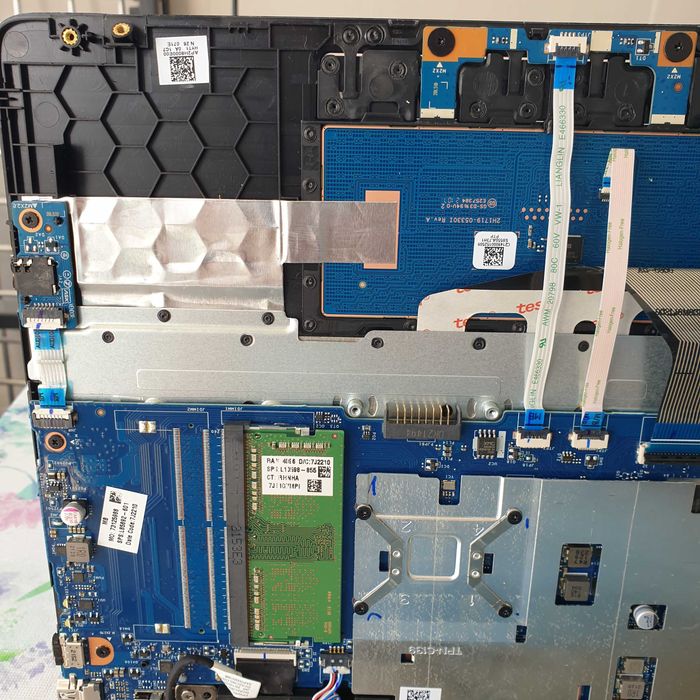 carcaça display HP 15-DW1421 completa com respetivo display impecável64739827811841123