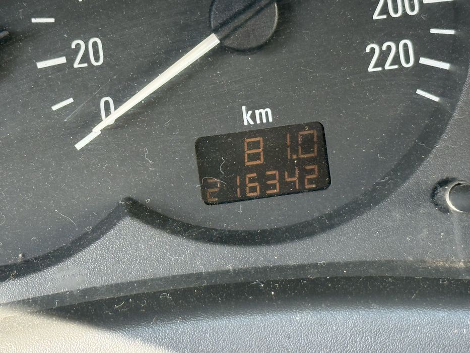 Opel corsa   C gasolina