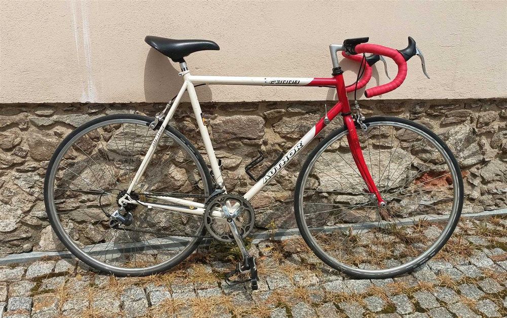Rower szosowy AUTHOR C3009