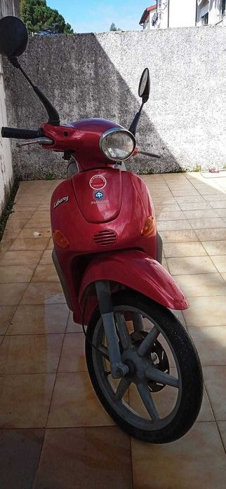 Scooter Piaggio Impecável
