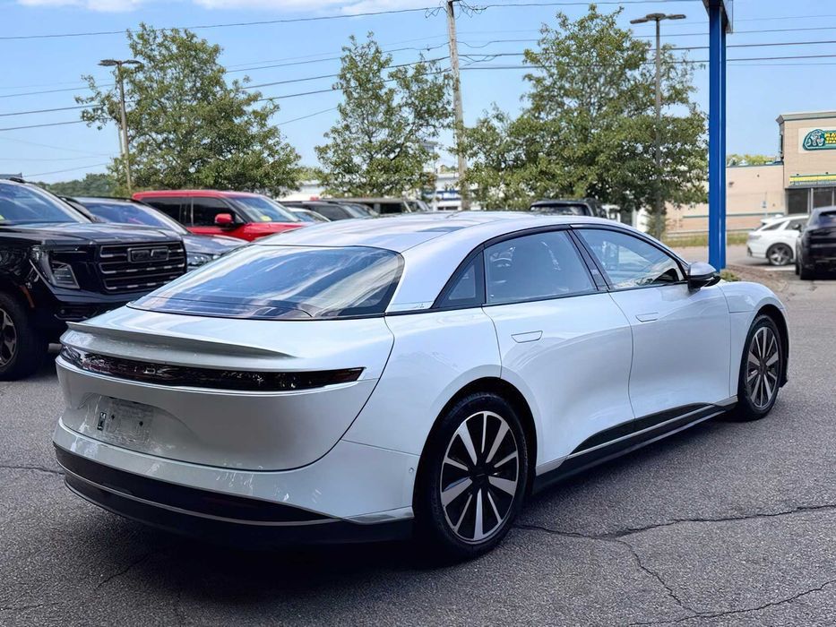 Lucid Air Grand Touring      2022