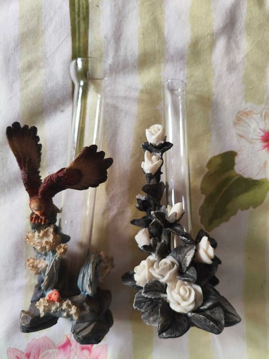 Lote 2 Jarrinhas Decorativas com Tubo de Vidro - Águia e Rosas