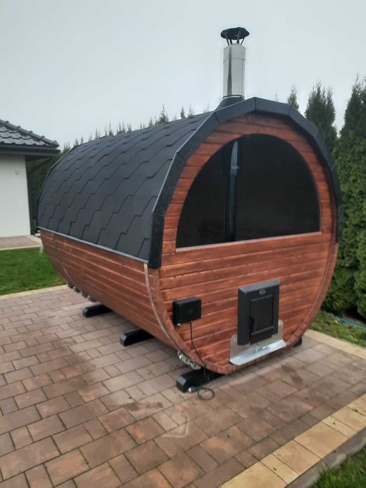 Sauna ogrodowa beczka z przedsionkiem i oknem panoramicznym
