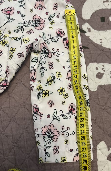 Демісезонна куртка на дівчинку 12-18 міс.