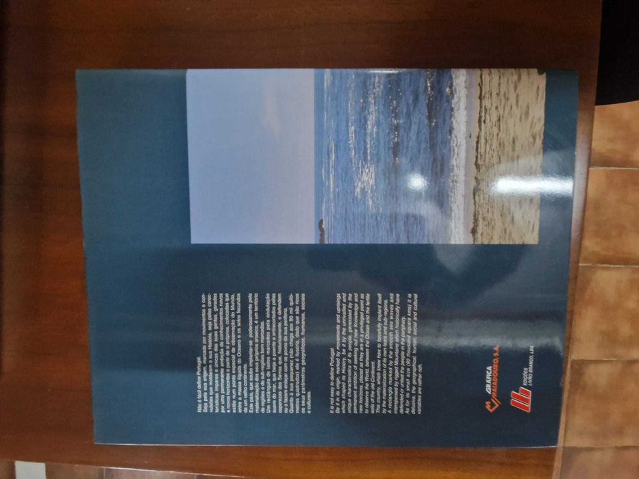 Livro Portugal a Ocidental praia lusitana