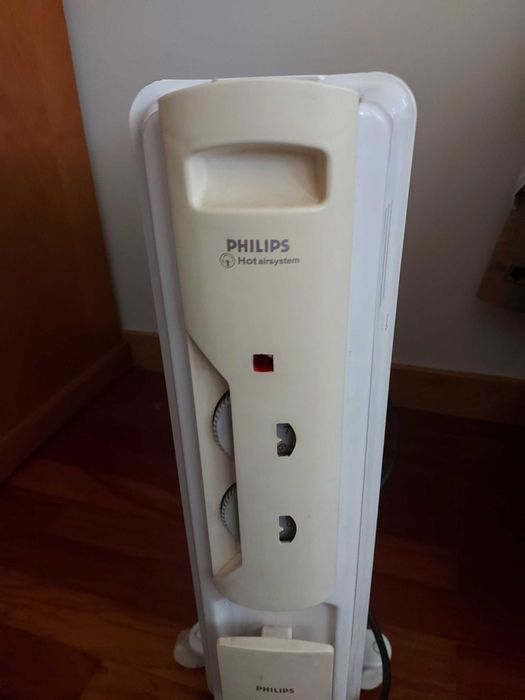 Aquecedor eléctrico como novo