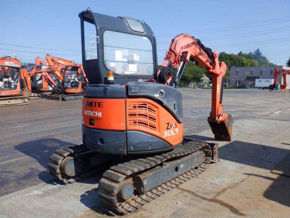 Экскаватор  гусеничний Hitachi ZX30UR-3
