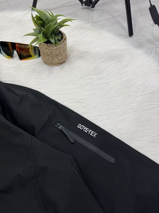 Вітровка Arcteryx Gore-tex водовідштовхувальна — zdjęcie 3