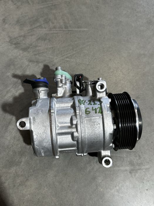 Компресор кондиціонера насос W213 OM642 3.0 GLC GLE