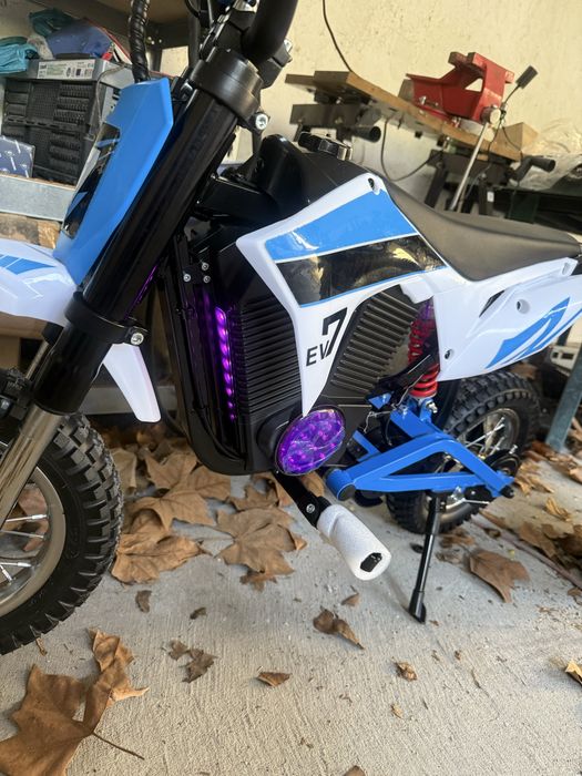 Moto cross electrica de 300 w . Novo modeos ev12m pro