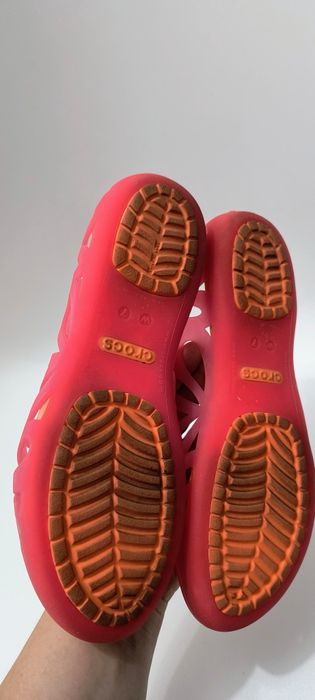Sandały/baleriny Crocs w7/38