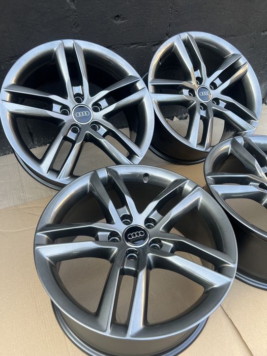 Диски р18 5/112 ет47 8j dia66.6 Audi original A4 A3