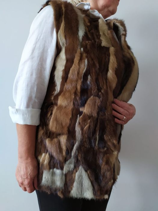 Kamizelka z naturalnego materiału