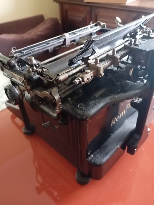 Máquina de escrever Remington