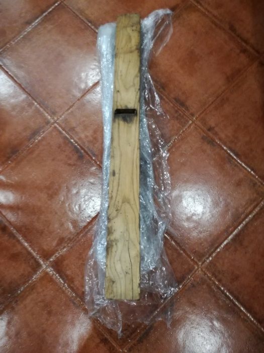 Plaina Secular com 90cms comprimento