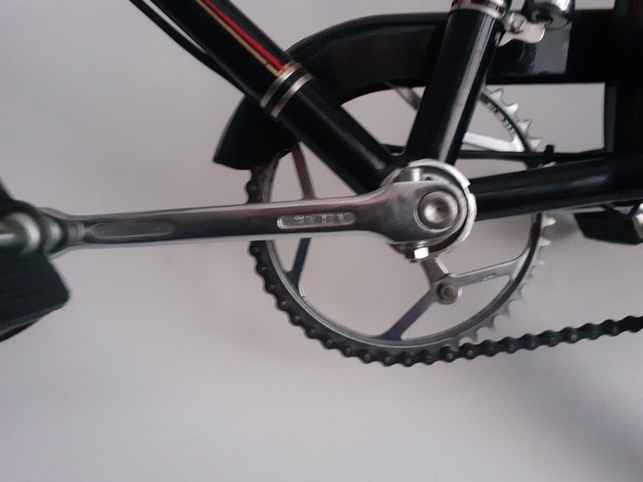 Bicicleta pasteleira  Montel  restaurada de senhora 26x1"3/8.