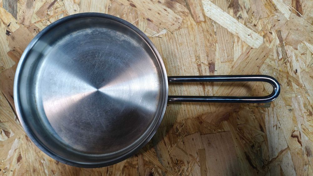 Patelnia ze stali nierdzewnej WMF