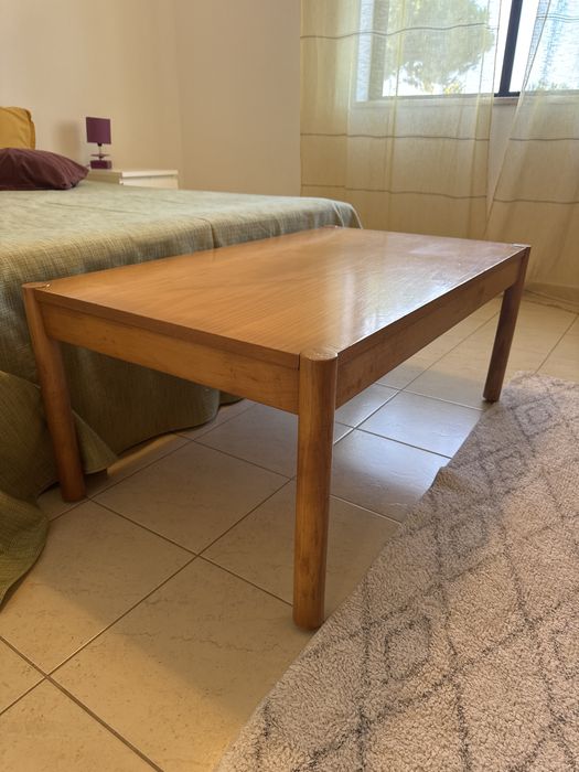 Mesa baixa- de sala