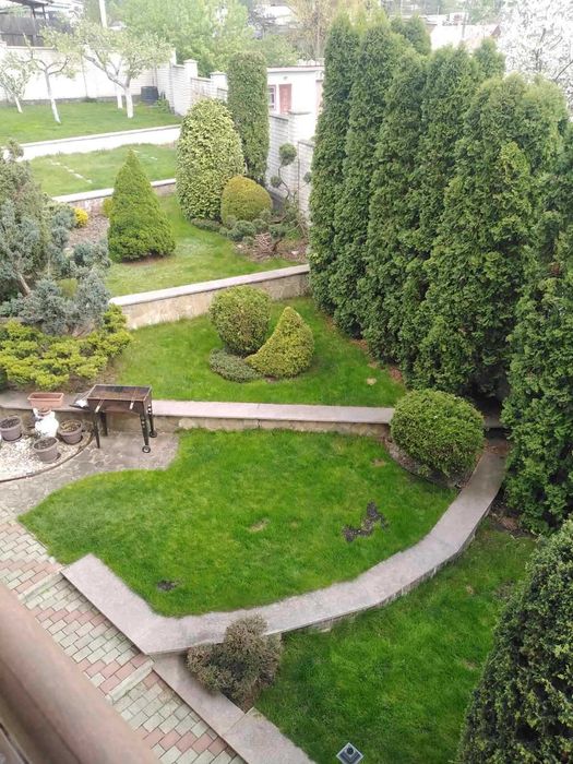 Місто, продаж капітального будинку - Більше