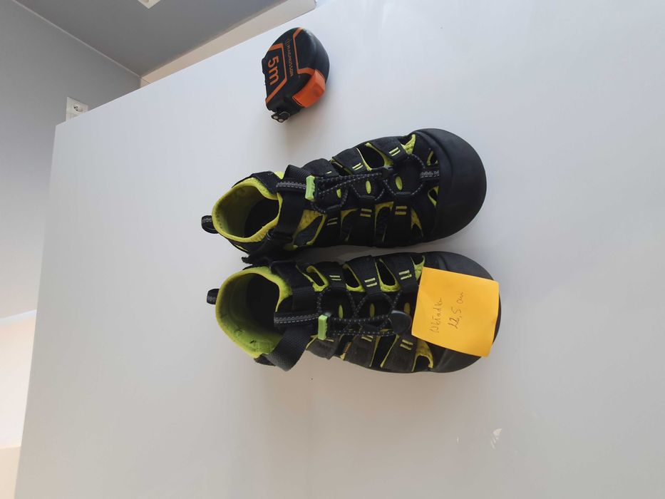 Buty sportowe sandały