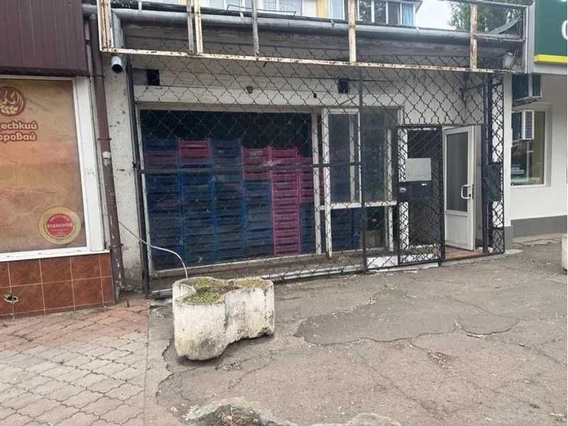 ПРОДАЖ - Нежитлові приміщення 1 - поверху № 597, площею 62,2 кв.м.