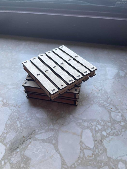 Podstawka Pod Kubek w Kształcie Mini Palety - 9x9 cm, Sklejka 3 mm