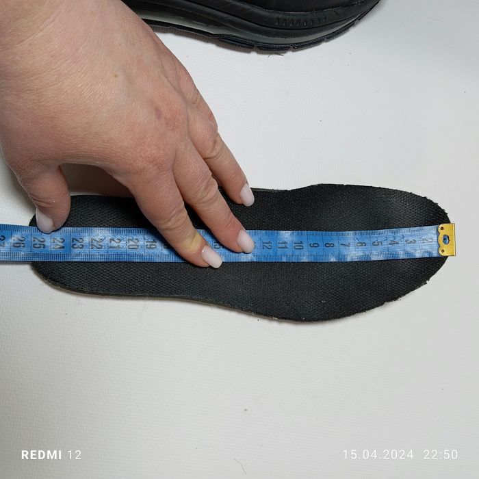 Продам кросівки Nike