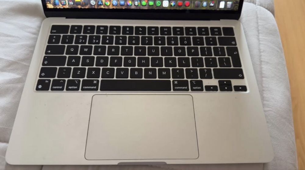 Macbook Air M2 2022 8/512 GB - irretocavel