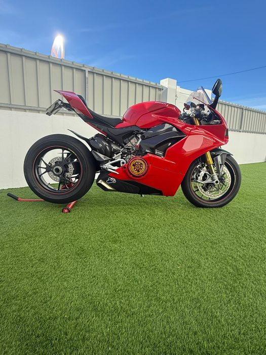 Ducati Panigale V4S