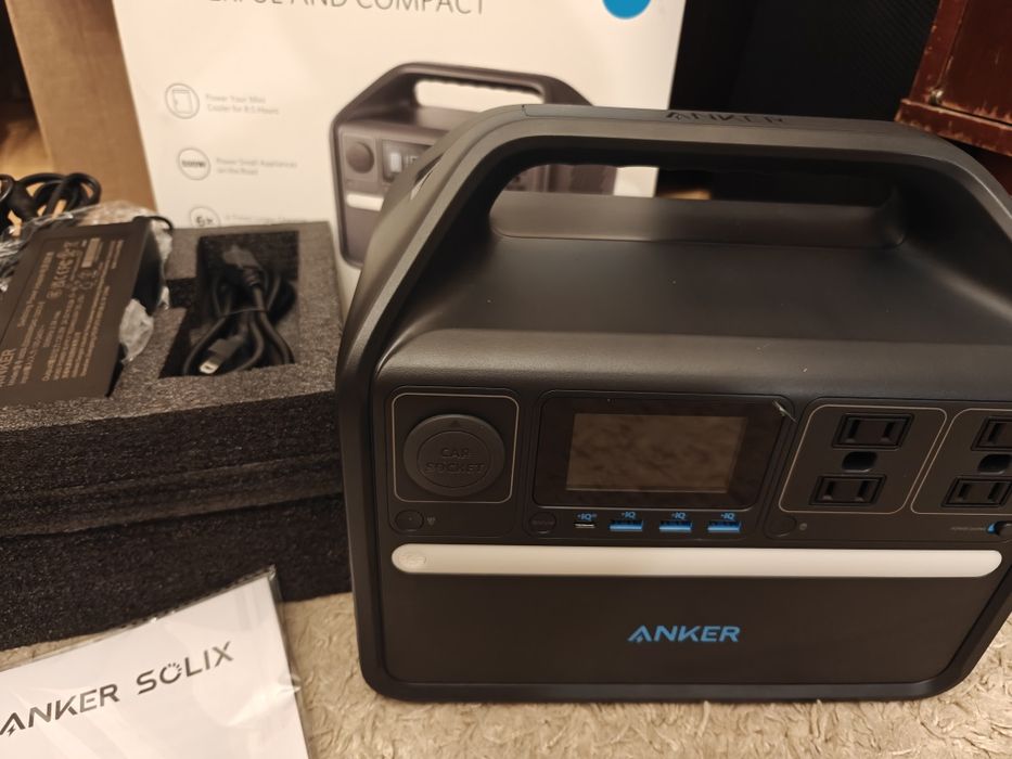 Зарядна станція Anker 535 PowerHouse 512 Wh