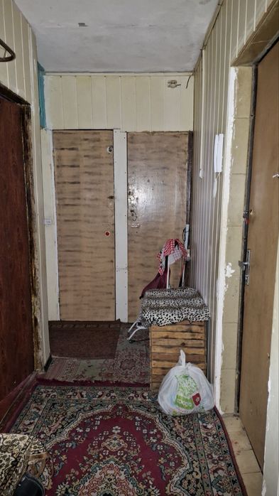 Здається кімната.Борщагівка.