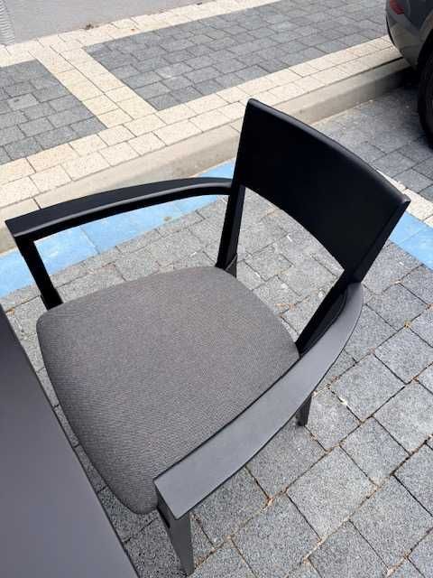 Meble restauracyjne Premium- 34 krzesła + 14 stołów