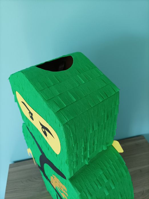 Piniata Ninjago Lloyd