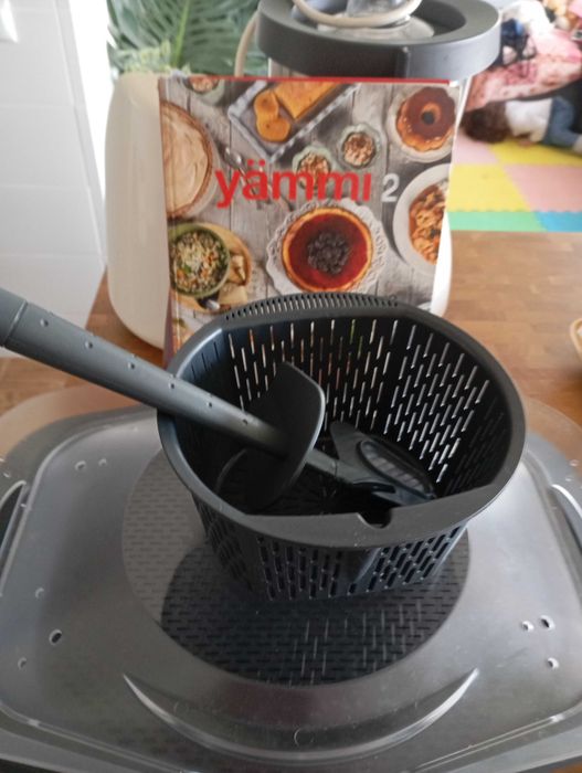 robot    yammi 2